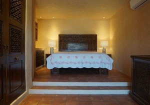 Life in Ibiza in the idyllic north of the island,