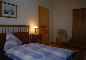 Light and bright apartment with piano in the heart of East Friesland