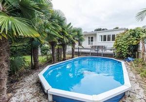 Light-filled Newly Renovated 3 Bedroom Villa in Remuera in Auckland