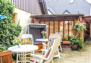 Likedeeler 5, vacation apartment in the center of Zingst