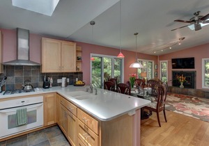 Liko Lehua Cottage in Volcano, Sleeps 2-4