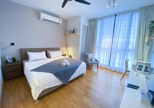 Lily and Loft - KL Gateway Bangsar LRT, WIFI, Netflix