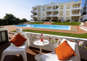 Limipicos Apartment with pool