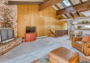 Linda's Lakehouse