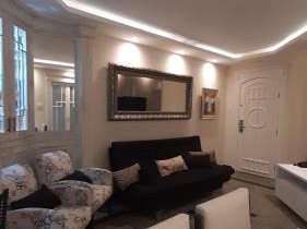 Lindo Flat no Edifício Cosmopolitan, com GARAGEM e PISCINA