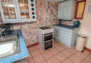 LION COTTAGE, family friendly, with a garden in Hinderwell