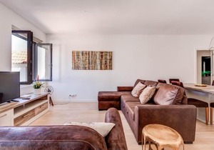Lisbon Palace Apartment
