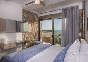 LITHOS-LUXURY BEACHSIDE STONE VILLA - PRIVATE POOL - DIRECT ACCESS TO THE BEACH