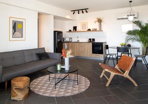LIV URBAN Suites