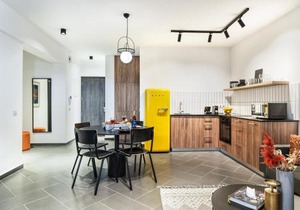 LIV URBAN Suites