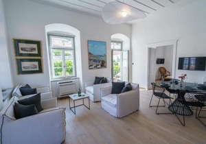 LIVIN Hydra Legacy Suite