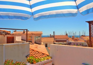 Llagut Apartment by Hello Homes Sitges