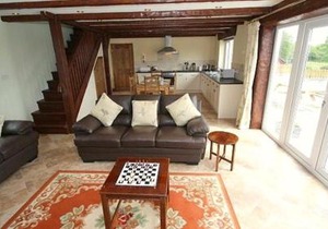 Llanelen Farm Sleeps 4