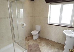 Llanelen Farm, Sleeps 6