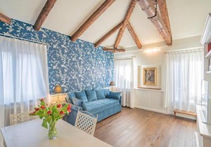 Lo Squero 3 Apartment with Balcony in Dorsoduro