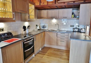 Loch Rannoch Lochside Lodge (1) - Retreat Group