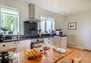 Lodge Farm Cottage - Two Bedroom House, Sleeps 4