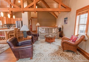 Lodges at Cannon Beach B2