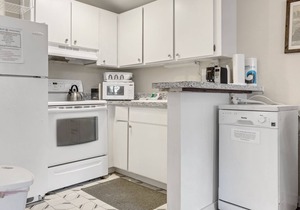 Loft Condo w/ Bonus Area - Creekside #7 by Bear Valley Vacation Rentals