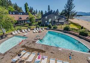 Lofted gem close to the lake with pool, hot tub, beach access & WiFi