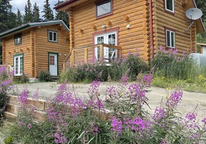 Log Cabin with Amazing Mountain & Lake Views (Pet Friendly)