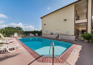 Lone Star Inn & Suites