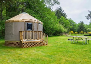 Long beach Camping Resort Yurt 8