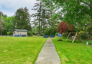 Long beach Camping Resort Yurt 8