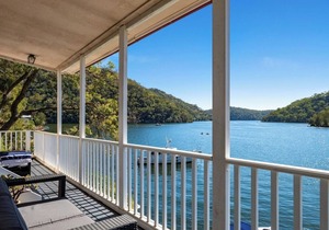 Longview Waterfront House at Berowra Waters