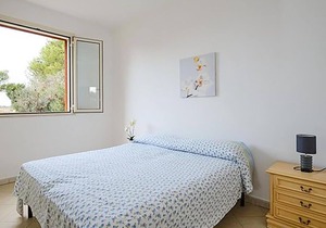 Look forward to a relaxing vacation in this inviting vacation home.