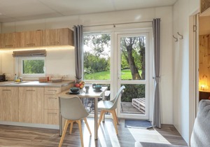 Look forward to an eventful vacation close to nature in the Tiny Haus at the Camping Park Wemding!