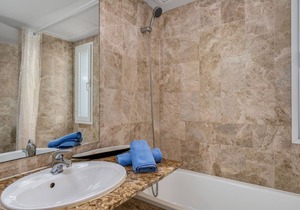 Los Naranjos by Interhome