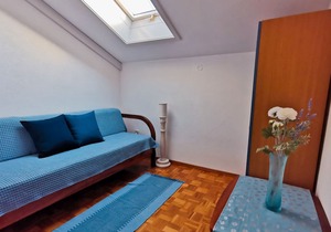 LOVELY 2 BEDROOM APARTMENT WITH A SEA VIEW