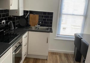 Lovely 2 bedroom apartment near stokes Croft central!!!