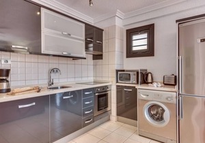 LOVELY 2 BEDROOMED APARTMENT NEXT TO THE BEACH