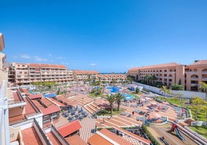 LOVELY 2 BEDROOMED APARTMENT NEXT TO THE BEACH