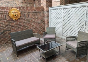 Lovely 3BR 2BA 2 level condo in great Georgetown location (31 day min)