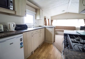 Lovely 6 berth caravan for hire at Naze Marine Park in Essex ref 17316BW