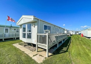 Lovely 7 berth caravan with free WiFi in Skegness ref 67009L