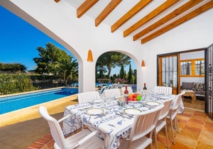 Lovely and comfortable luxury villa with private pool in Javea, on the Costa Blanca, Spain for 8 persons