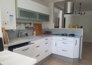 LOVELY APART 2 BEDROOMS FOR 5-GARDEN GARAGE NEAR BEACHES PORT AND CITY CENTER