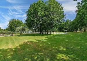 Lovely apartment in San Donato in P. FI