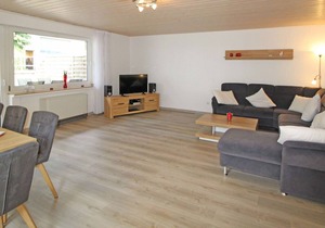 Lovely apartment for 7 people with WIFI, TV, terrace, pets allowed and parking