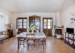 Lovely Apartment in Citerna with Swimming Pool