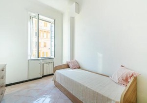 Lovely Apartment In Genova With Wifi