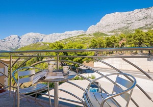 Lovely apartment in Krvavica with WiFi