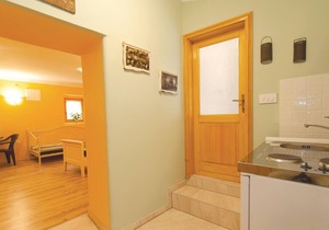 Lovely apartment in Omisalj
