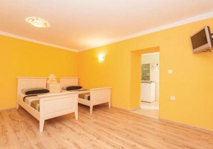 Lovely Apartment In Omisalj