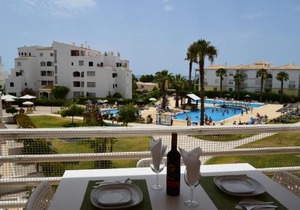 Lovely Estrela Vau Apt - Swimming pool view