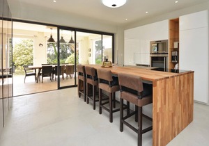 Lovely home in Aubais with WiFi